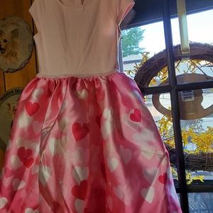 H and M girls size 6-8 heart dress,so cute!Show some love!